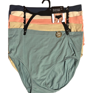 Attributes Woman’s 5 Pack Super Soft Briefs Size XXL NWT